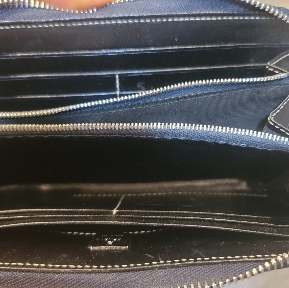 Fendi Wallet - Picture 4 of 5